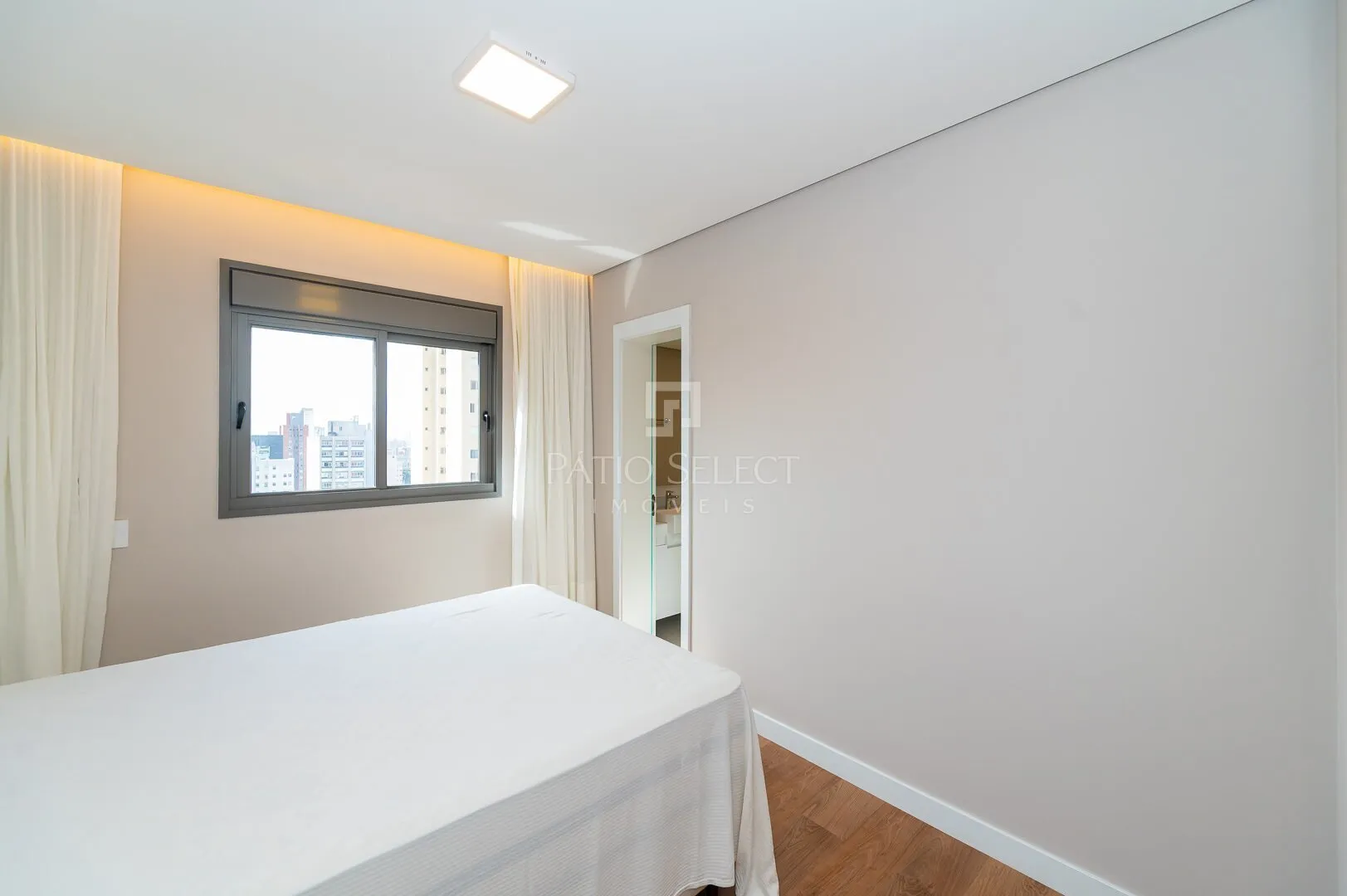 220 m² apartment with 3 en-suite bedrooms and 2 parking — photo 34