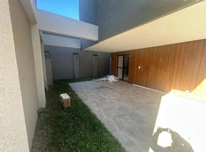 172 m² house with an open-plan kitchen and 3 bedrooms — photo 3