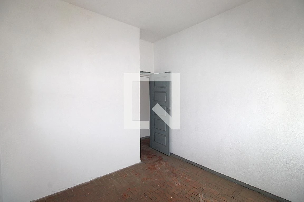 Unfurnished apartment with 2 bedrooms and separate kitchen — photo 28
