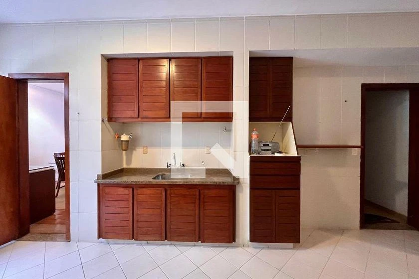 3-bedroom apartment with a water view in Rio de Janeiro — photo 38