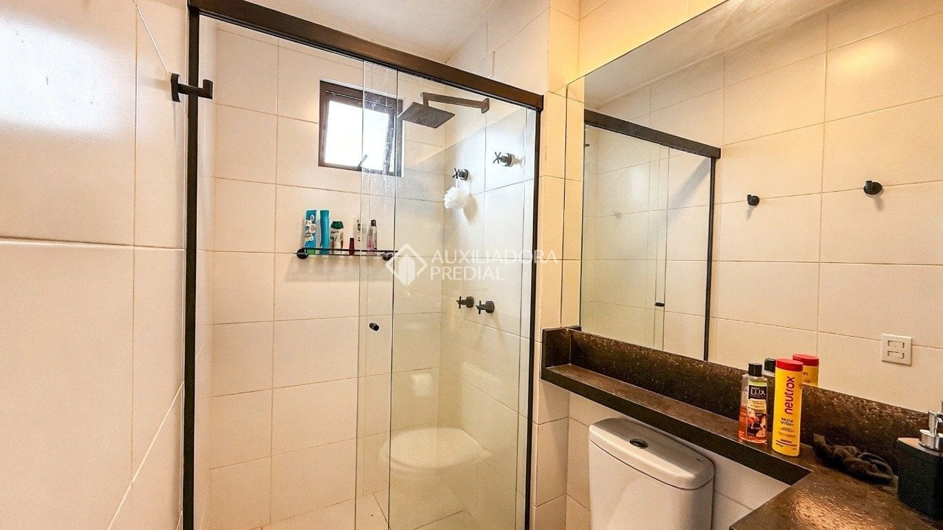 Apartamento amueblado de 2 dormitorios con cocina abierta — photo 12