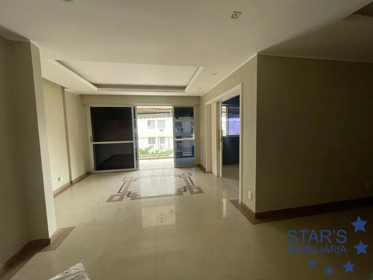 4-bedroom apartment, 1 with its own bathroom, 152 m² — photo 5