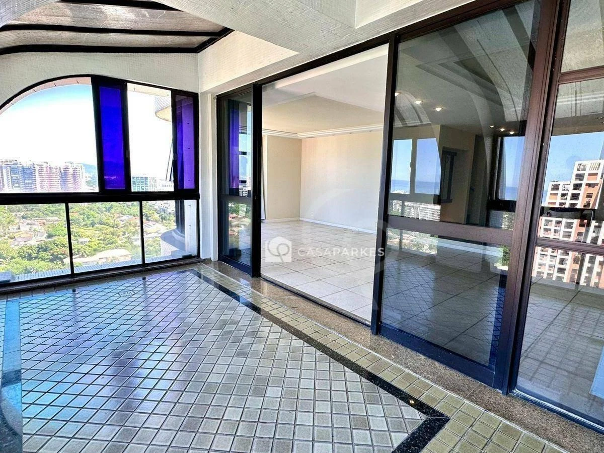 Квартира з 3 спальнями, 5 ванними кімнатами та 200 м² — photo 5