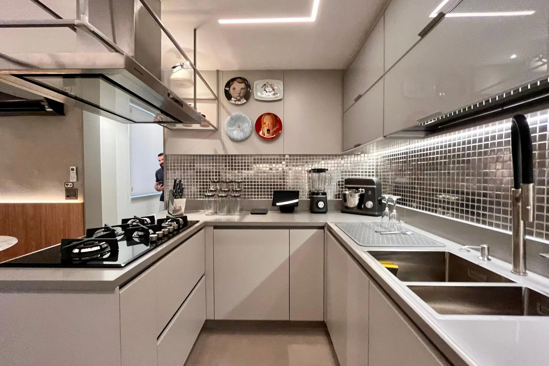 Квартира 150 м² з панорамними вікнами та гардеробною — photo 23