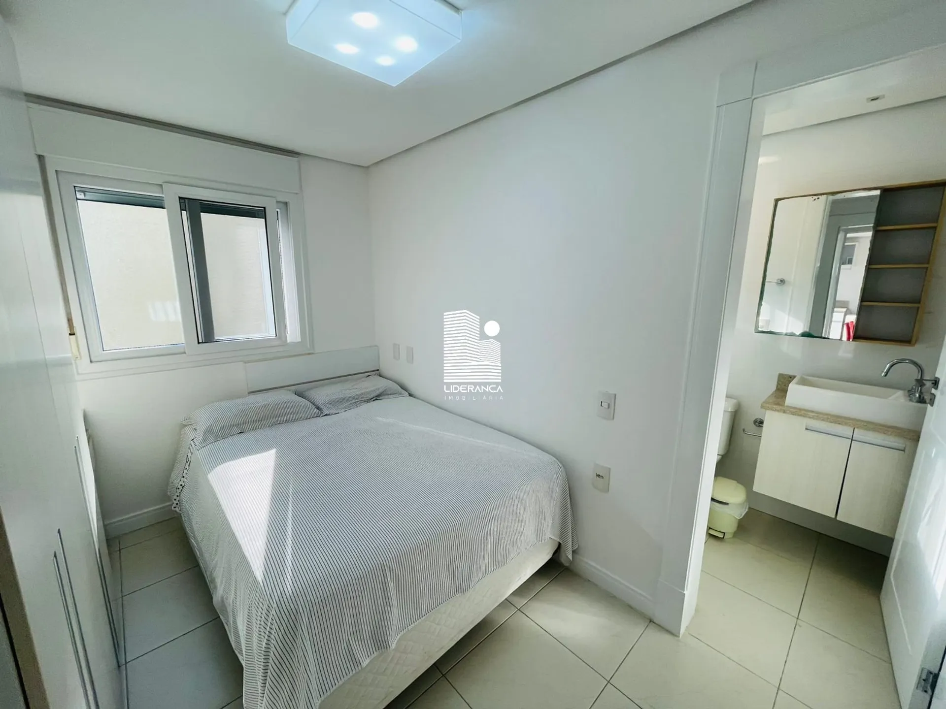 Casa mobiliada com 9 dormitórios e jardim privativo — photo 64