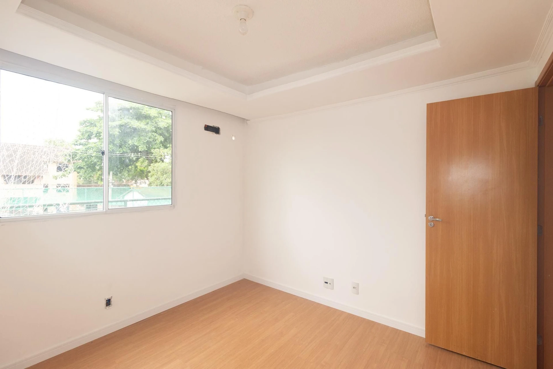 Apartamento com piso de madeira ou laminado, Cosmos — photo 8