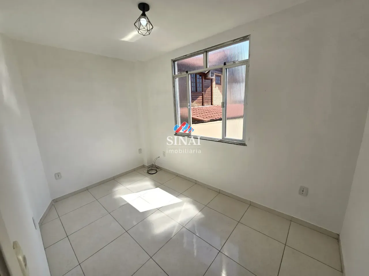 Apartamento com 2 quartos e cozinha com fogão a gás — photo 7