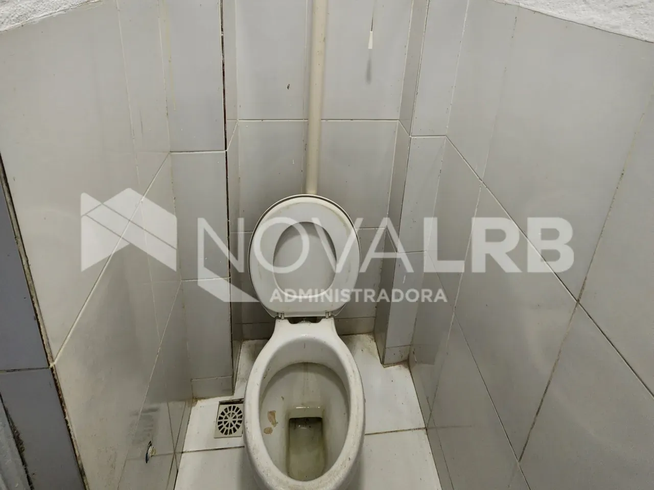 3-bedroom apartment with 90 m² and closed kitchen — photo 30