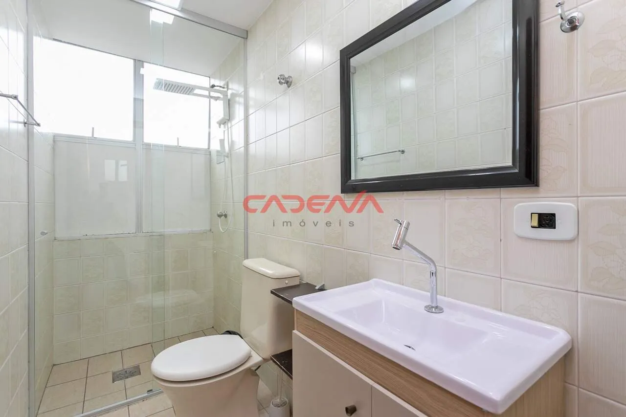 Furnished 1-bedroom apartment with open-plan kitchen — photo 11