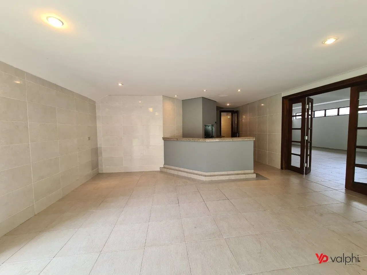 Condo house with 3 en-suite bedrooms and private garden — photo 44