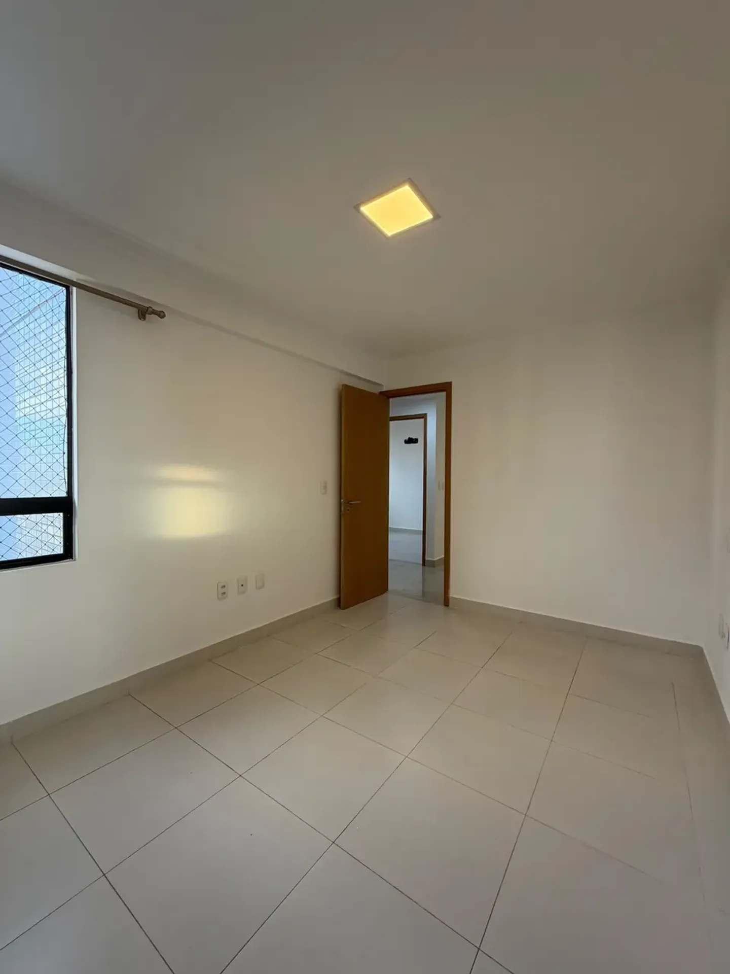 Квартира: 3 спальни, 1 со своей ванной, 93 м², Жуан-Песоа — photo 7