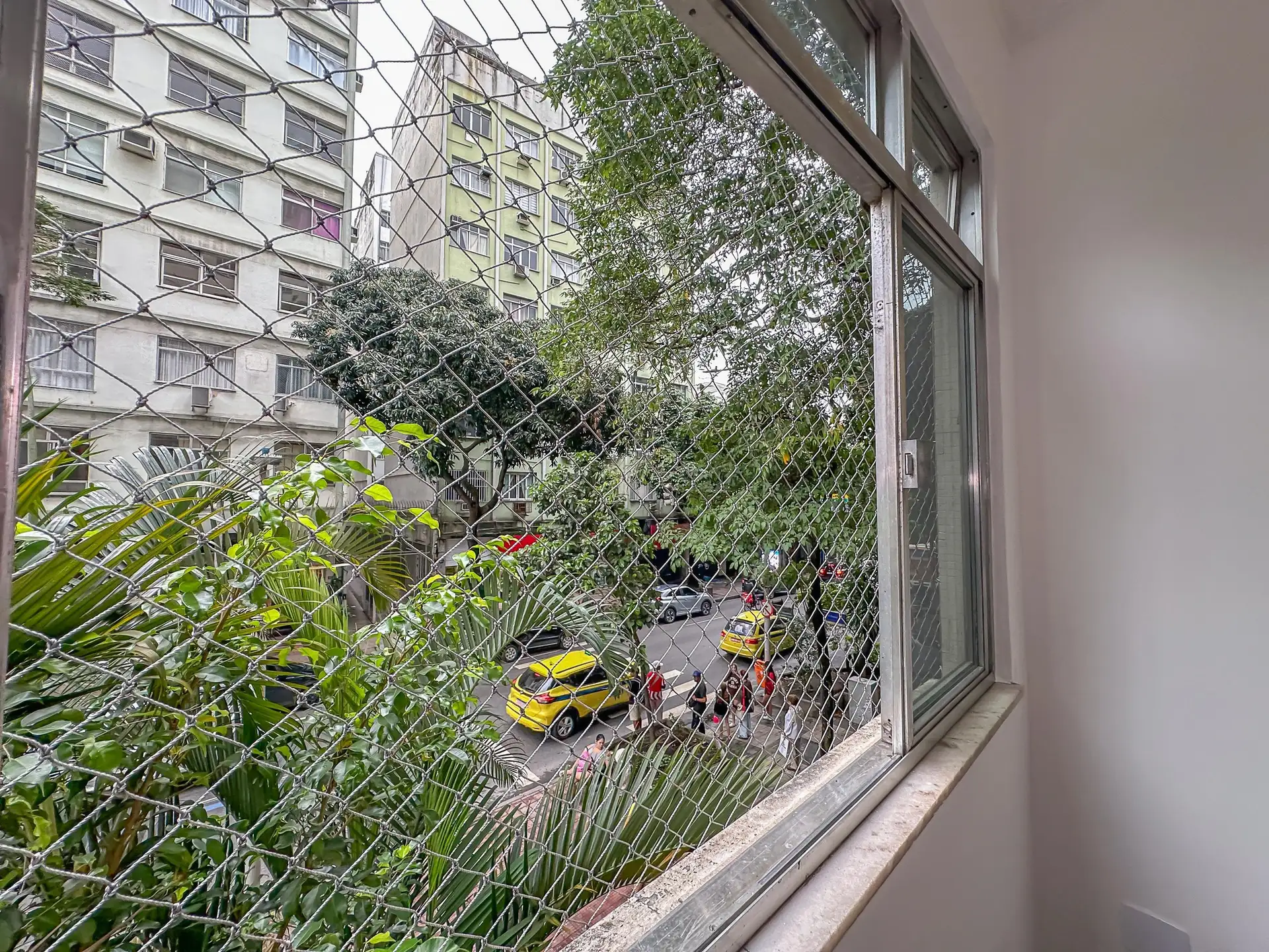Mountain view in a 2-bedroom apartment, 76 m² — photo 36