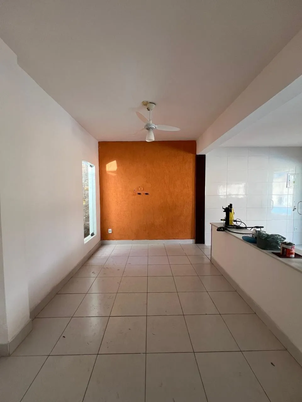 House with 3 bedrooms, 4 bathrooms and 5 parking spaces — photo 2