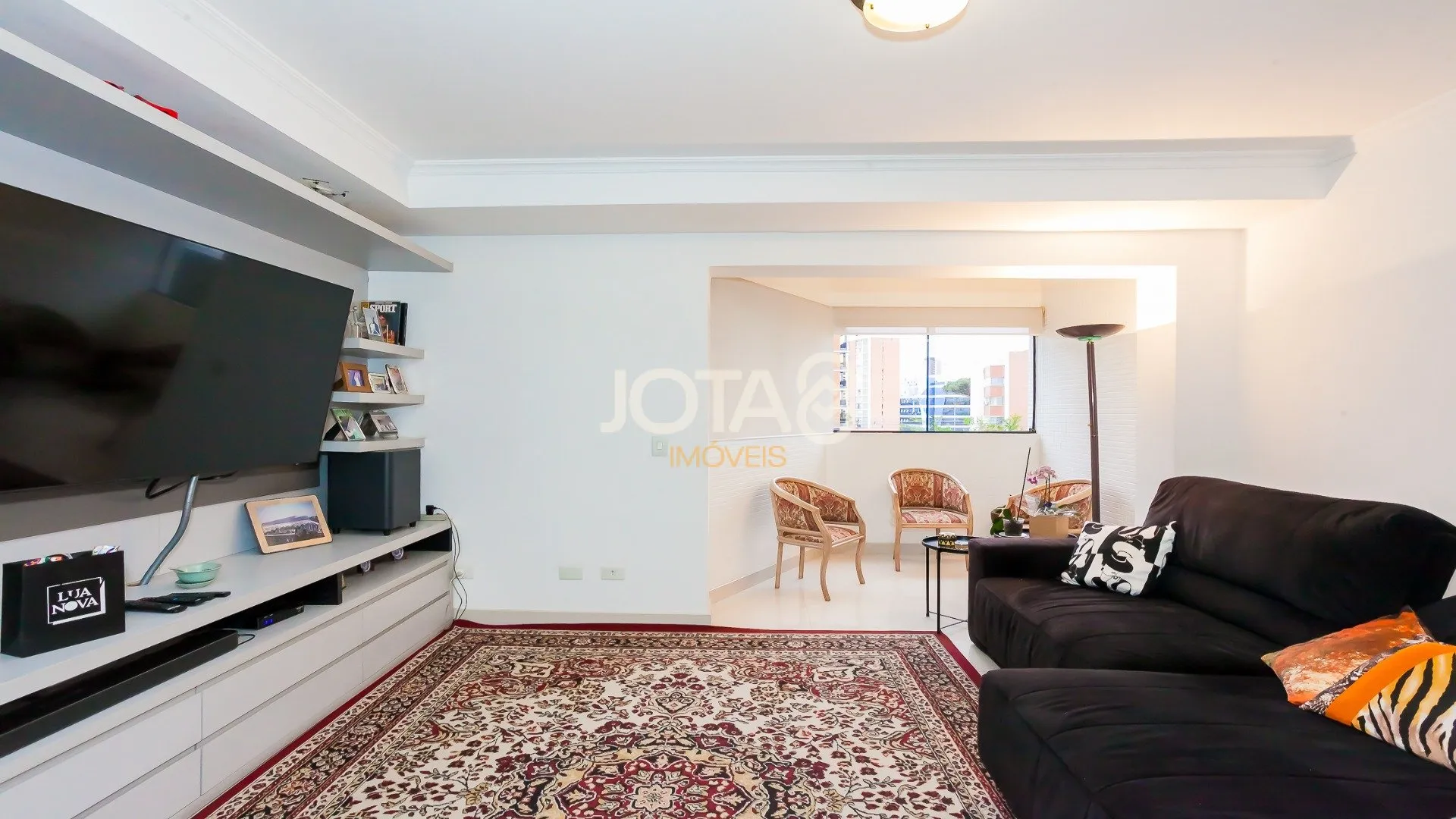 219 m² furnished apartment with 4 bedrooms and private garden — photo 21