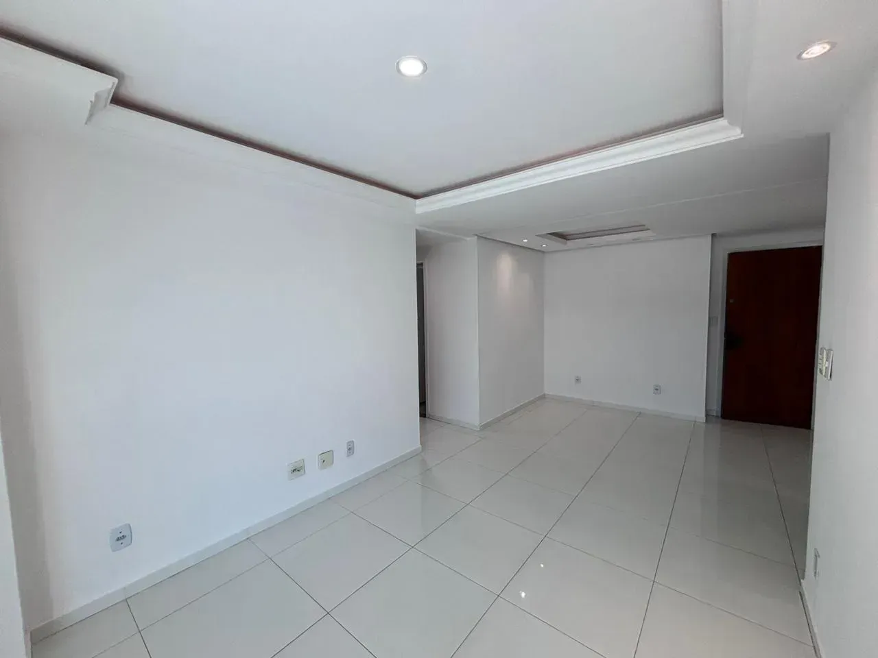 Furnished apartment with 3 bedrooms and a balcony — photo 5
