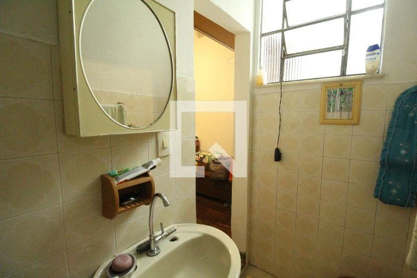 Rental house with 6 bedrooms and 3 en-suite, 599 m² — photo 29