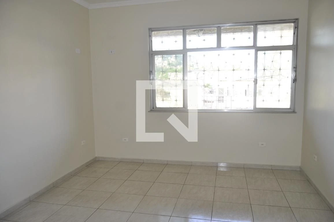 House, 180 m², with a private pool — photo 13