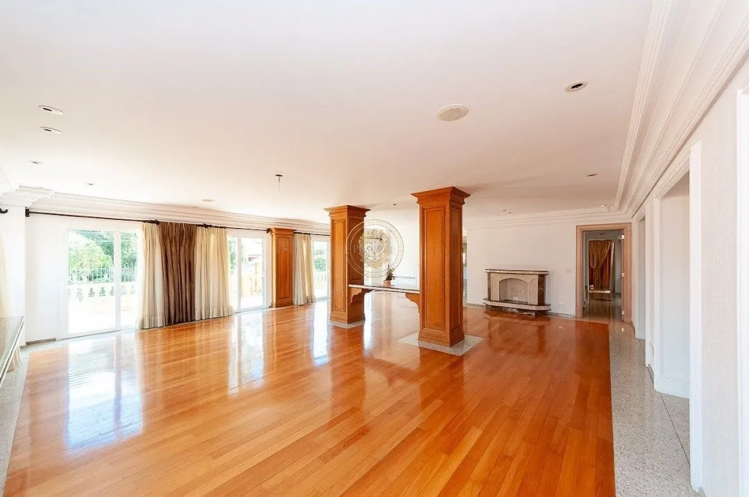 Casa com 4 suítes e jardim privativo, 7 banheiros — photo 10