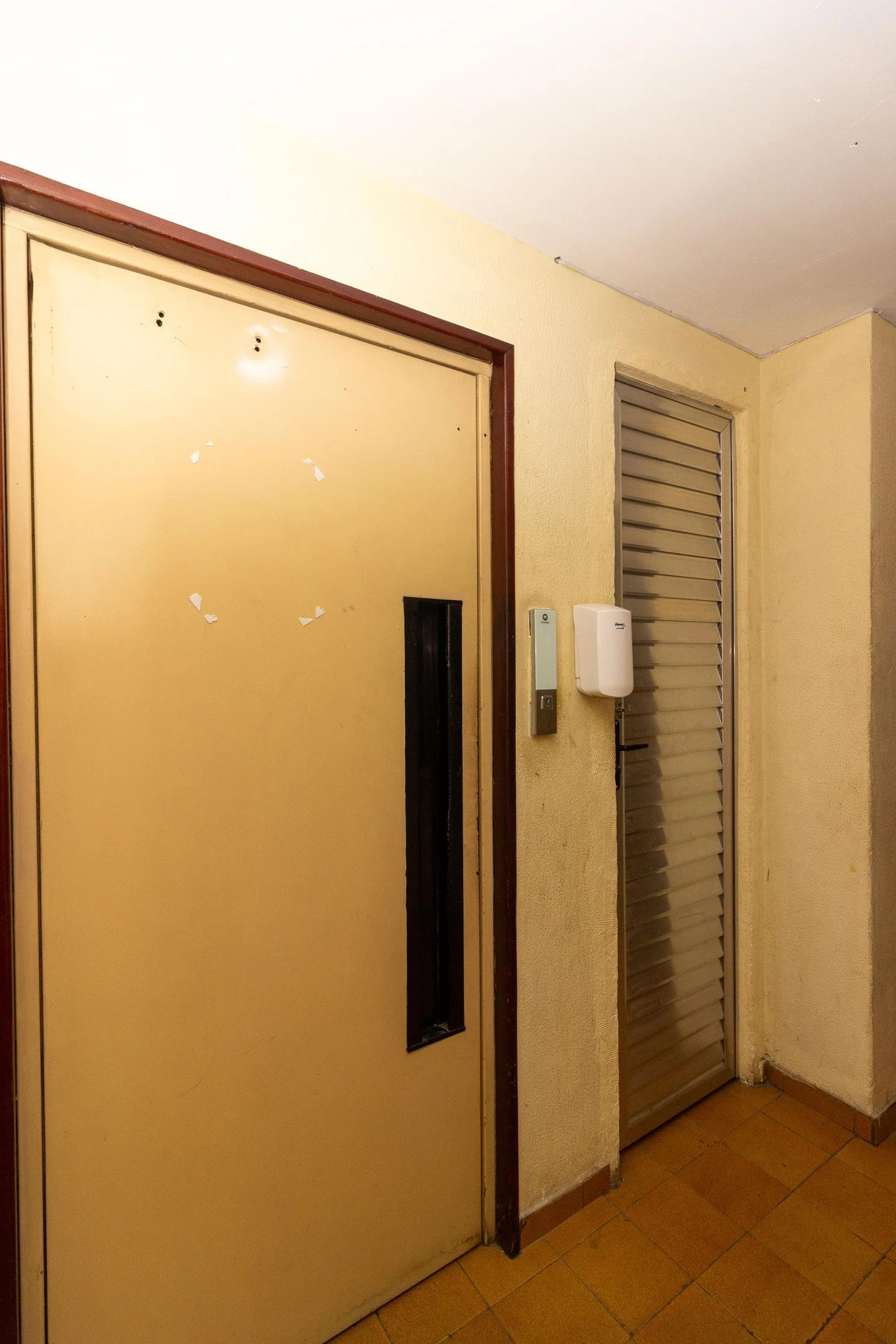 Furnished 2-bedroom apartment with 1 parking space — photo 29