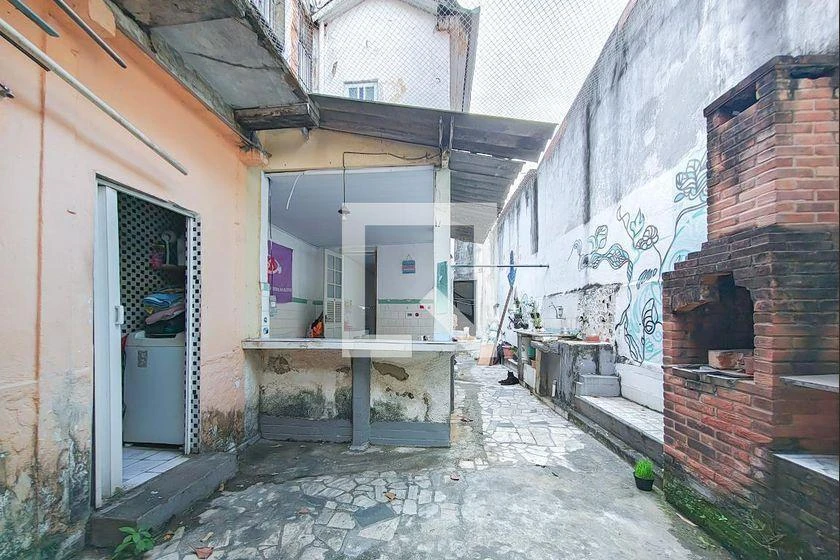 Furnished apartment with 5 bedrooms and 300 m² — photo 18