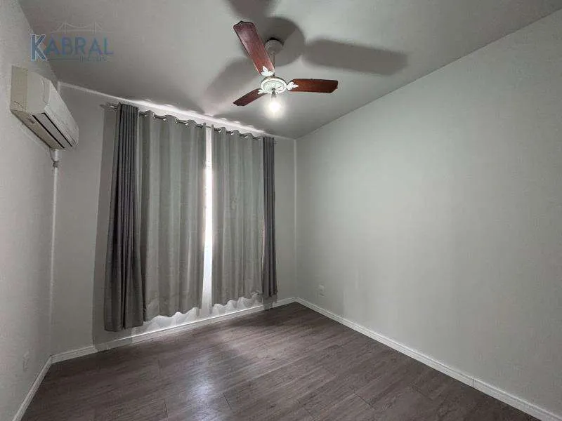 Apartment, 60 m², with wood or laminate floors — photo 4