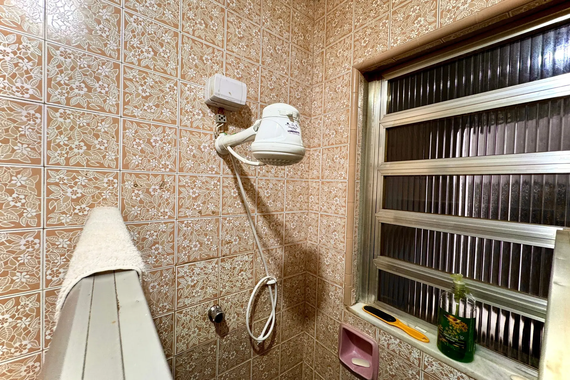 2-bedroom apartment with a washing machine — photo 2