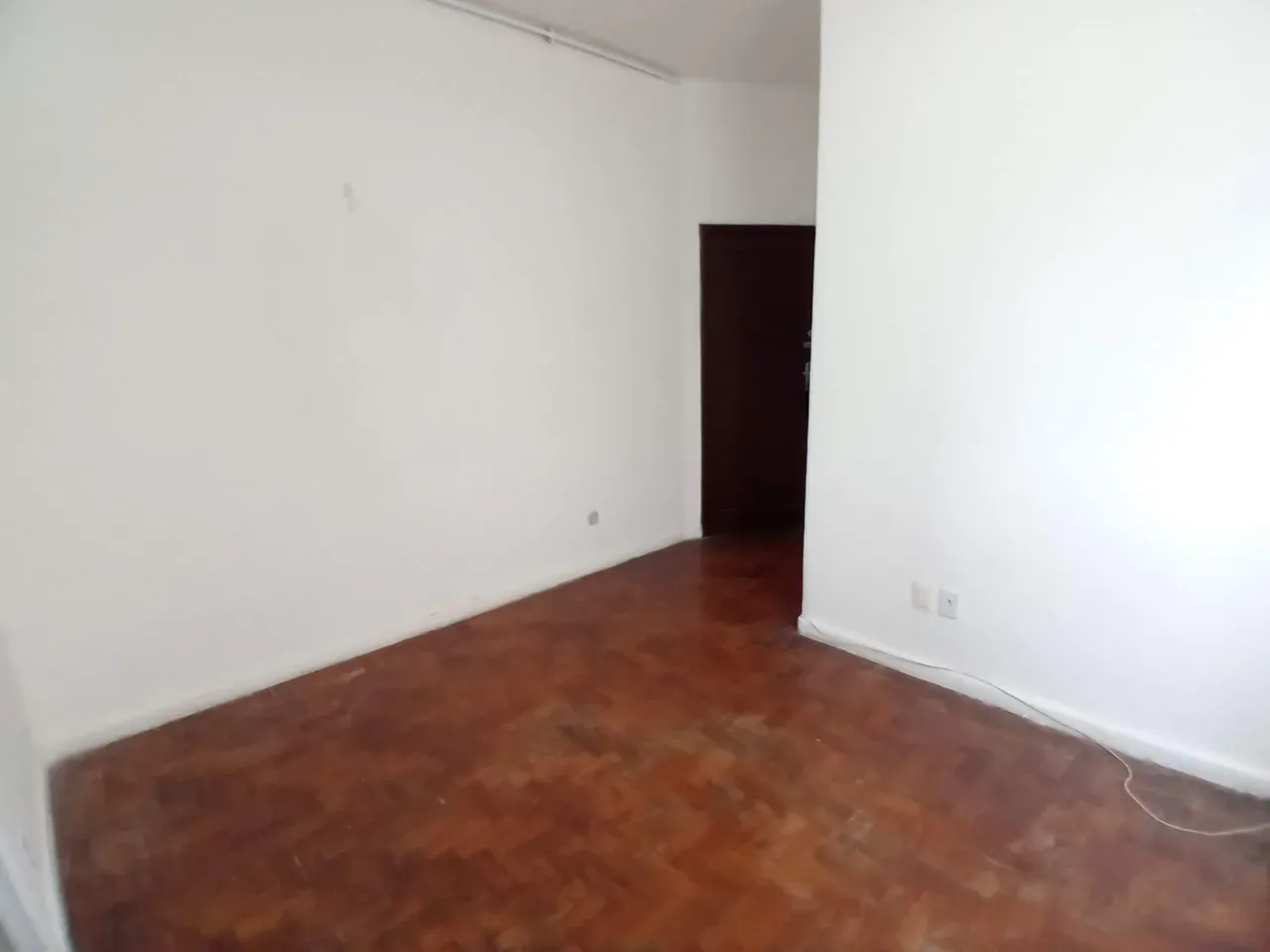 Monoambiente con piso de madera o laminado en Rio de Janeiro — photo 16