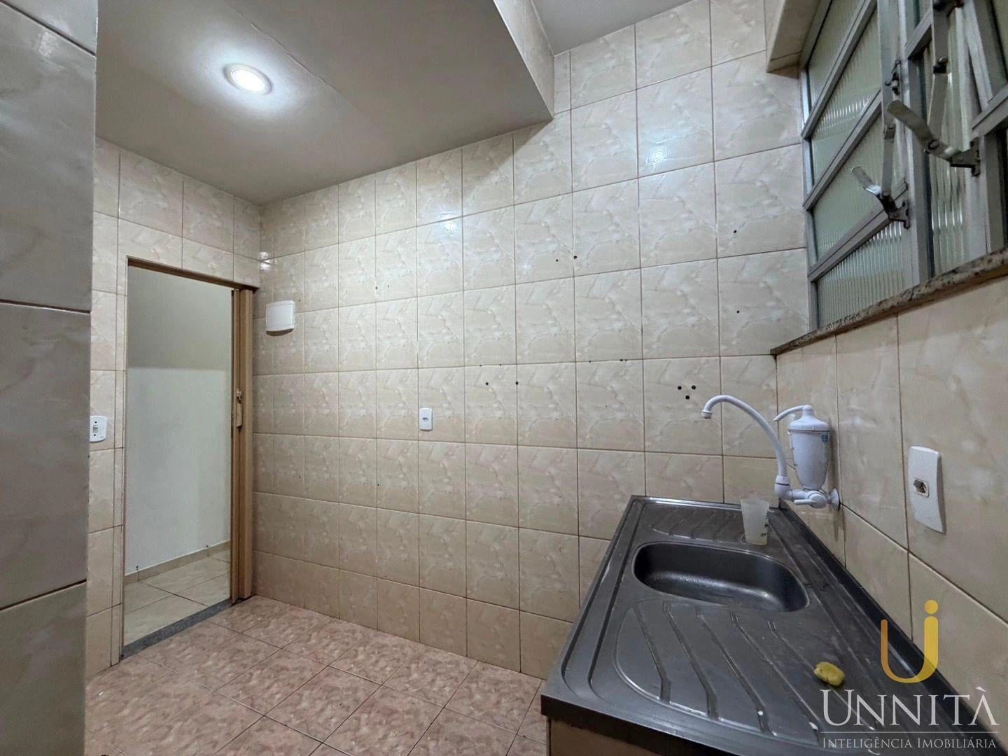 Apartamento de 2 quartos em condomínio com piscina — photo 5