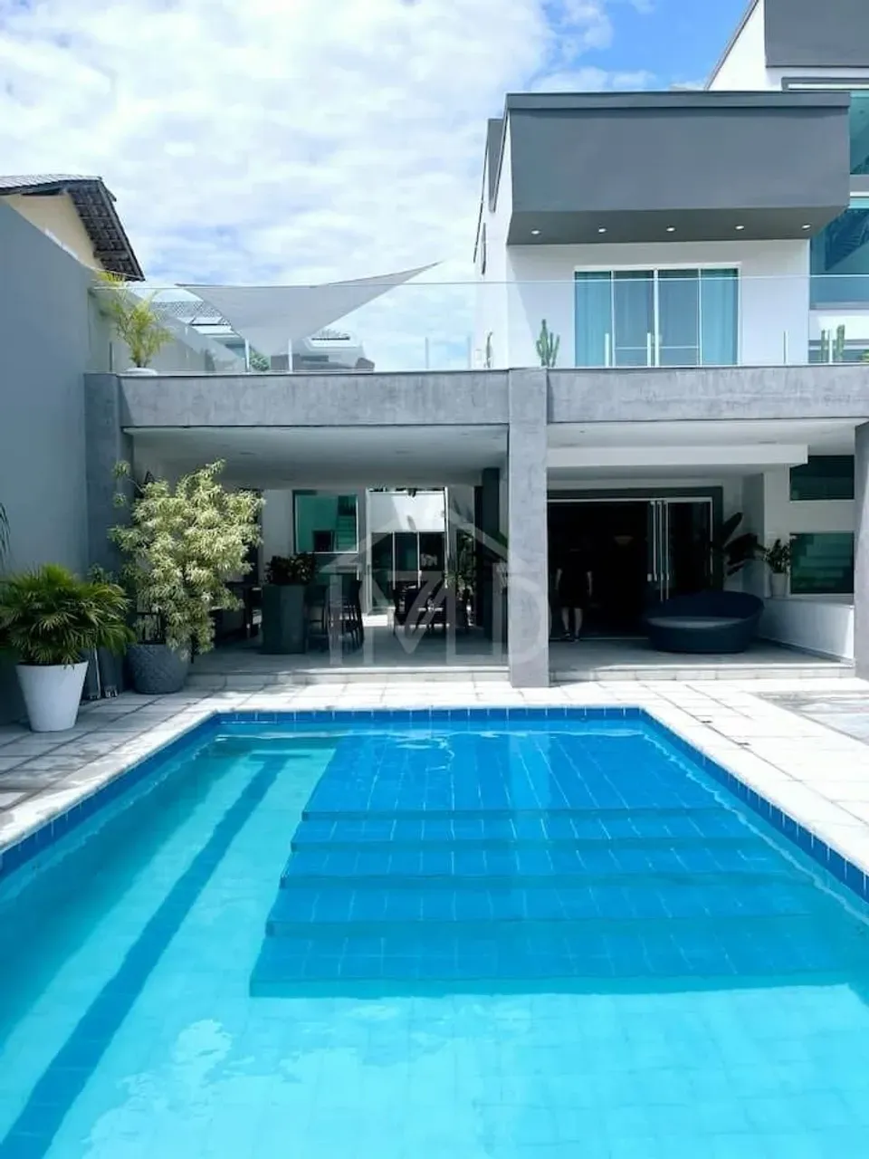 Furnished house with 5 bedrooms and 5 bathrooms, 1100 m² — photo 11
