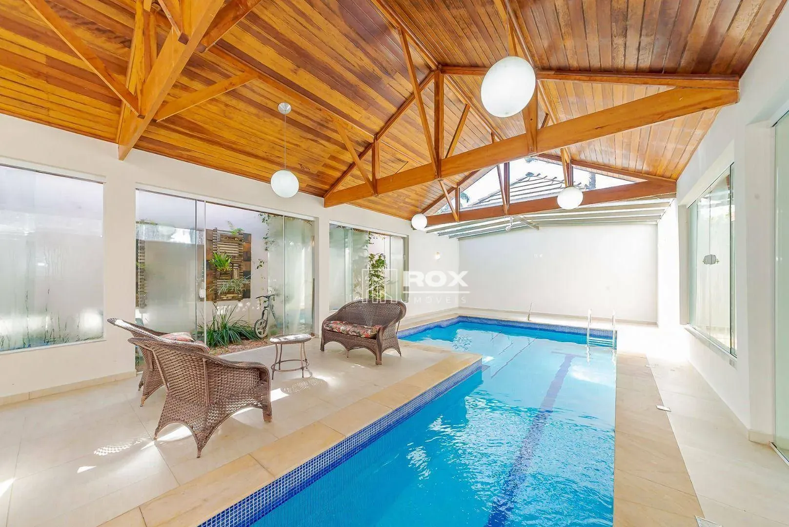 Casa en condominio con 5 dormitorios y piscina — photo 62