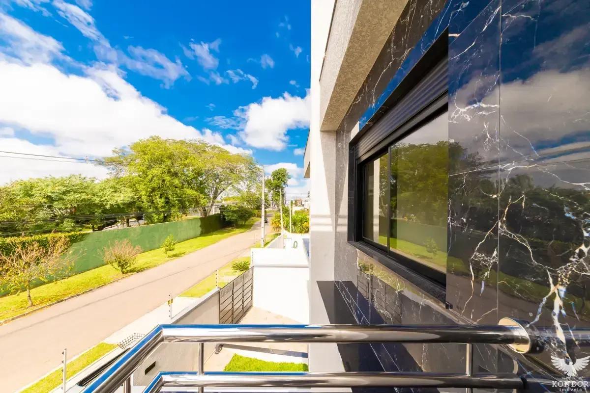 Two-story house with 230 m², 3 bedrooms and 4 baths — photo 69