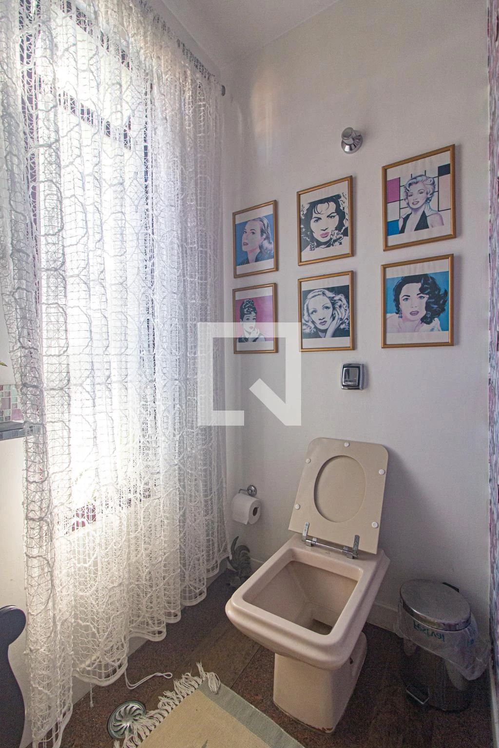 Ванна та 4 спальні: будинок 350 м² — photo 54