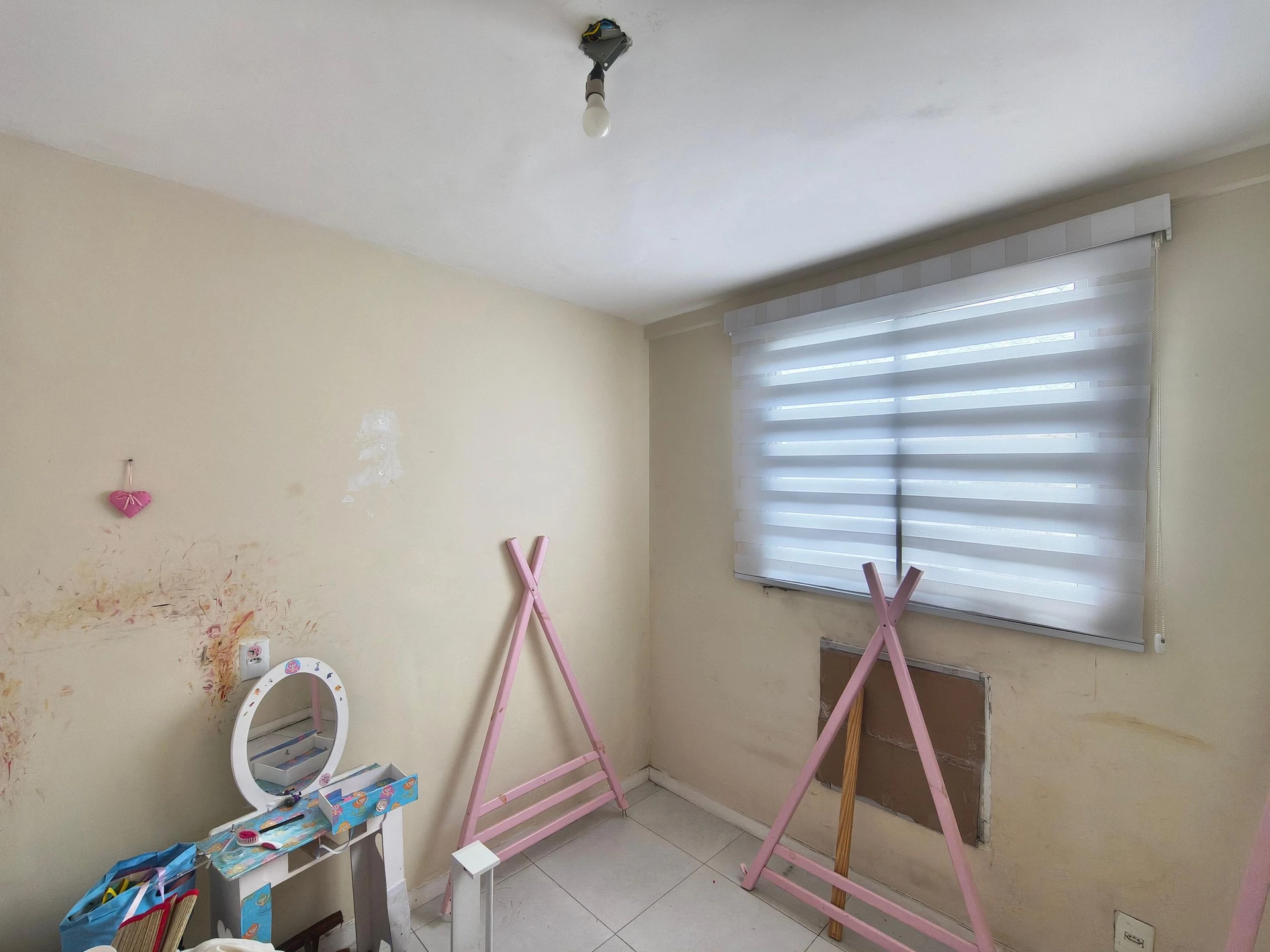 2-bedroom apartment in a building with a gym — photo 3