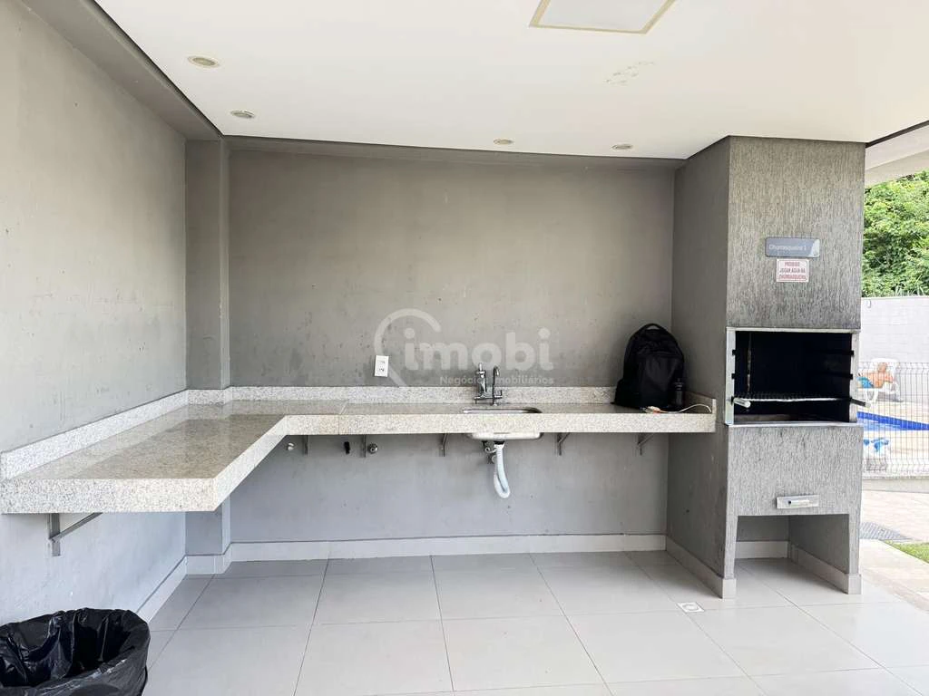 Apartamento de 44 m² com 2 quartos e cozinha fechada — photo 2