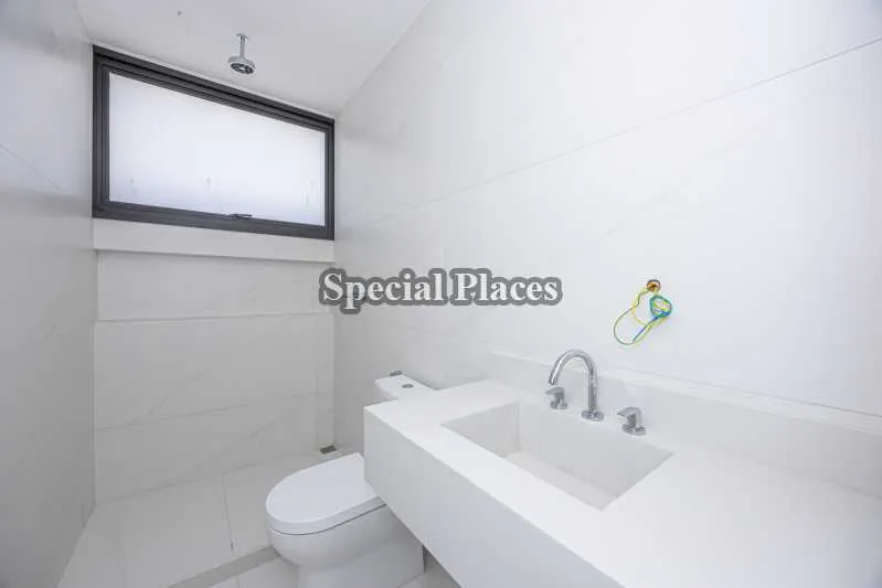 Casa com 5 quartos e 5 banheiros, com cozinha integrada — photo 16