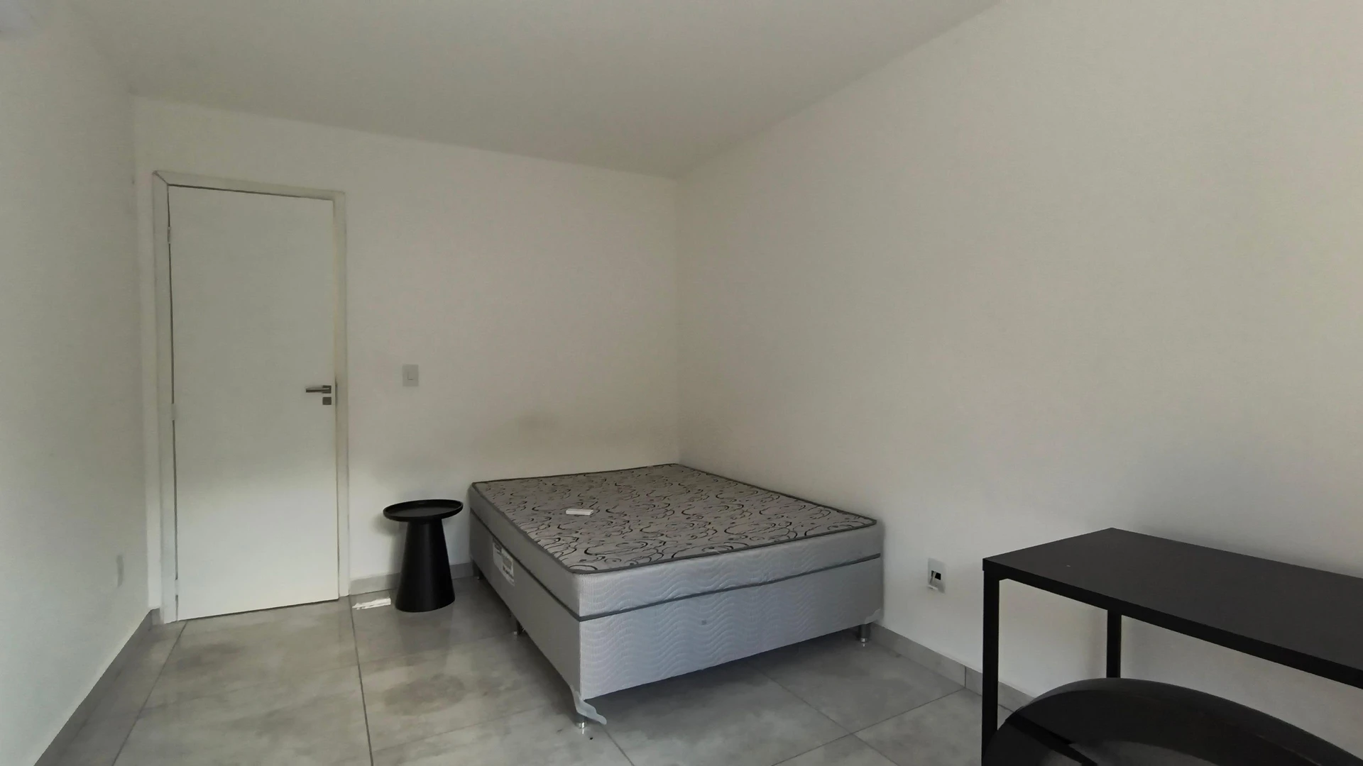 Casa mobiliada com 3 quartos, jardim e cozinha integrada — photo 34