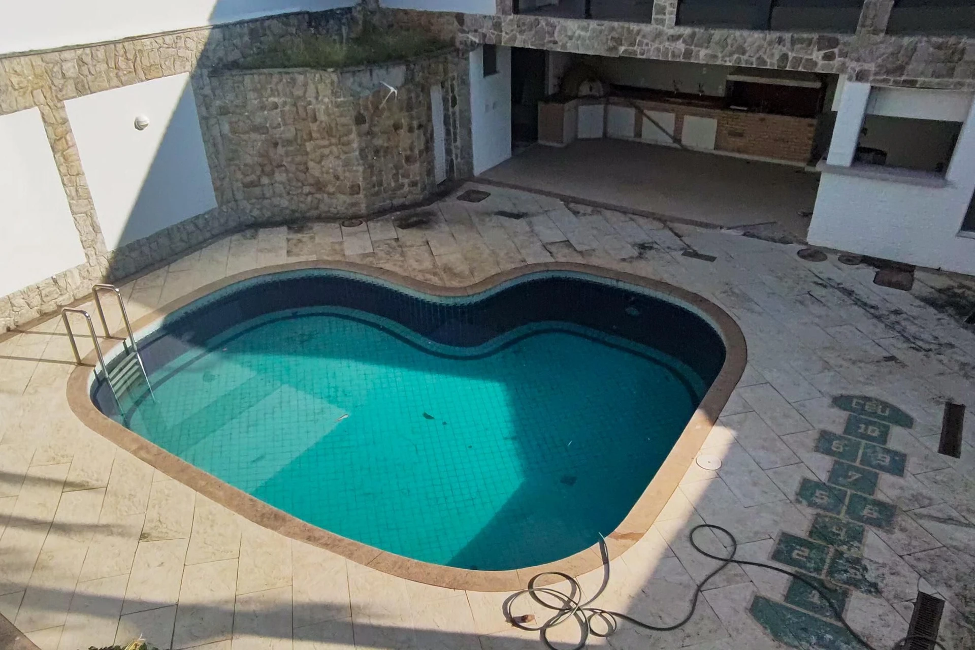 Casa mobiliada em condomínio com 6 suítes e 8 banheiros — photo 14