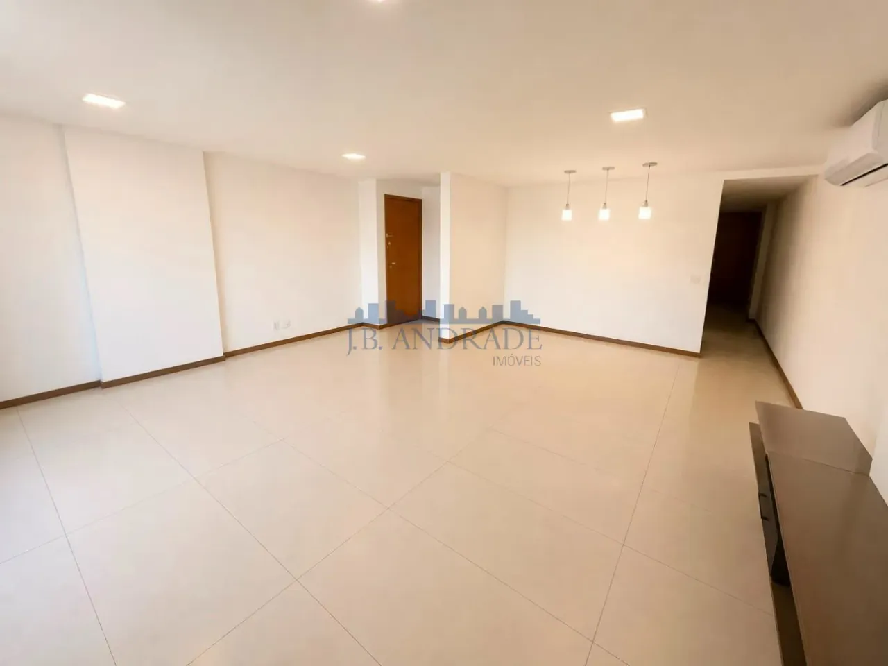 3-bedroom apartment with 3 baths and 2 parking spots — photo 12
