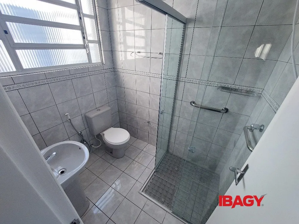 Apartment, 103 m², with a bathtub — photo 5