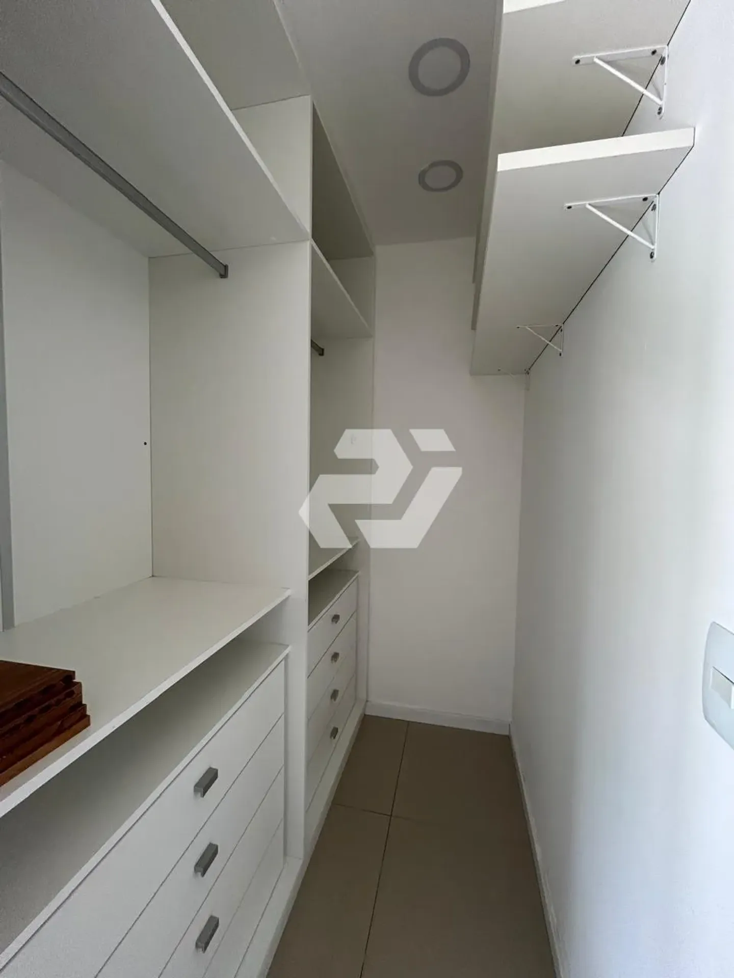 Apartamento de 310 m² com 4 quartos e jardim privativo — photo 9