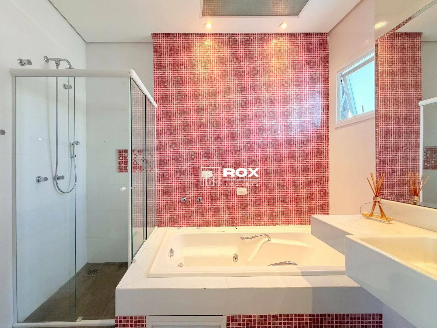 Casa en condominio con 5 dormitorios y piscina — photo 42