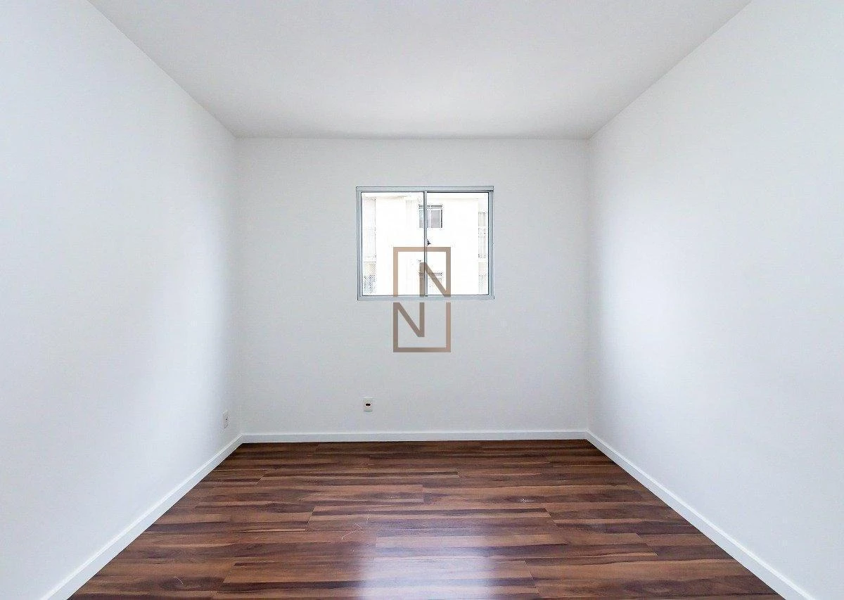 2-bedroom apartment in a building with a gym — photo 17