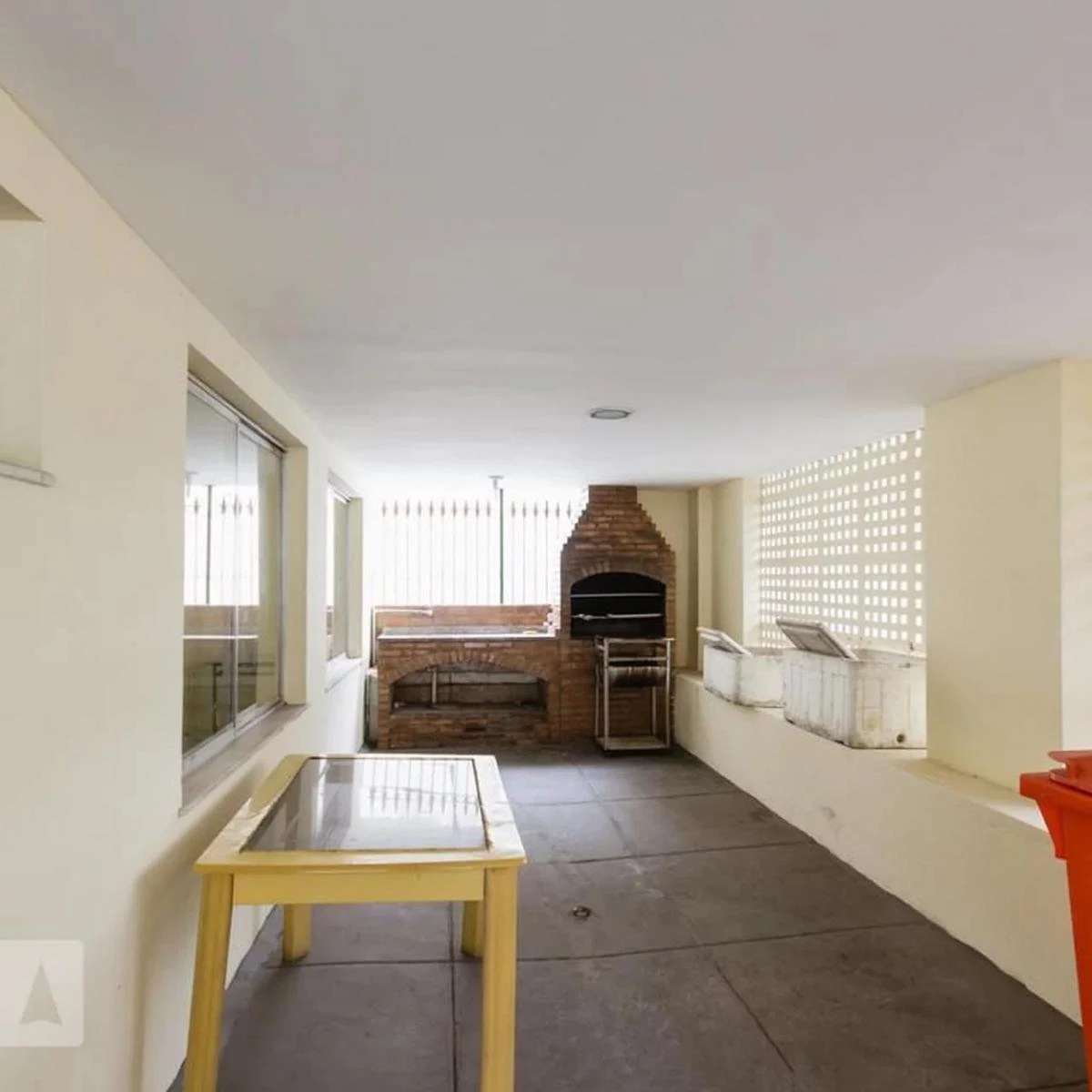 104 m² apartment with 3 bedrooms and a glass shower — photo 6