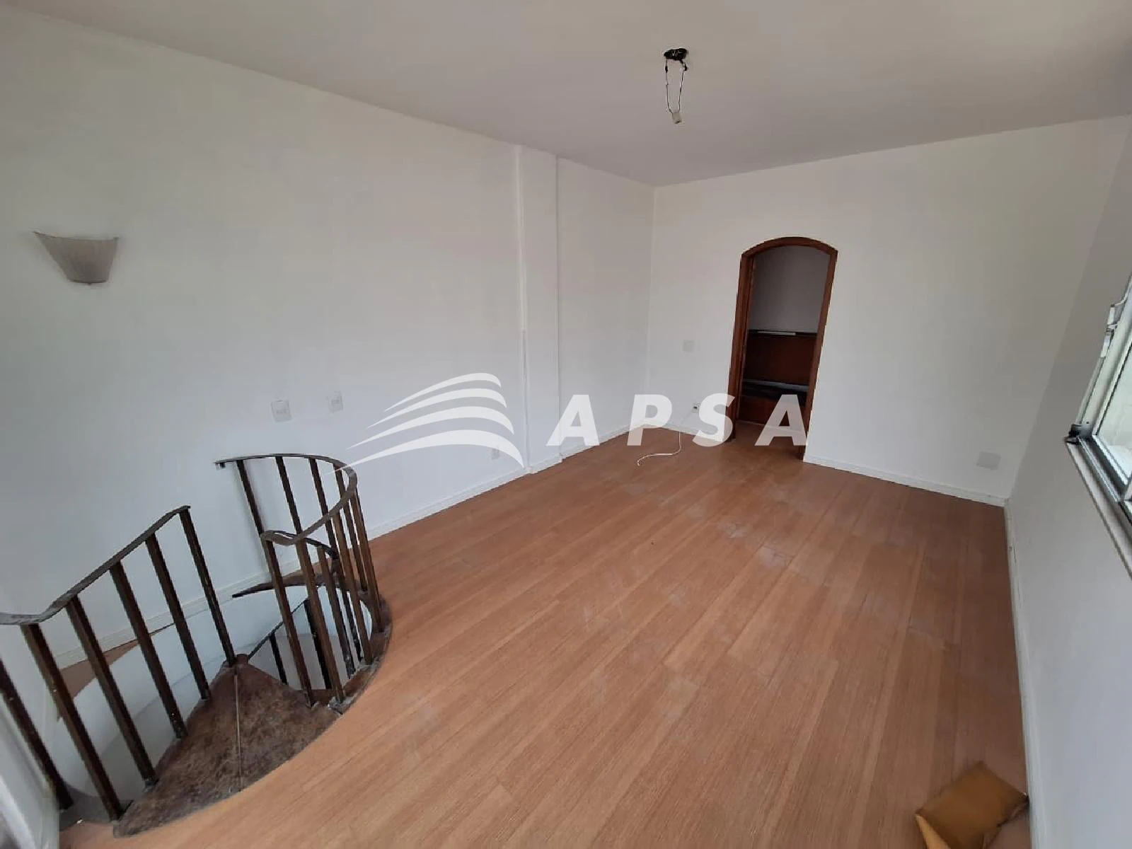 149 m² apartment with 3 bedrooms and a balcony — photo 24
