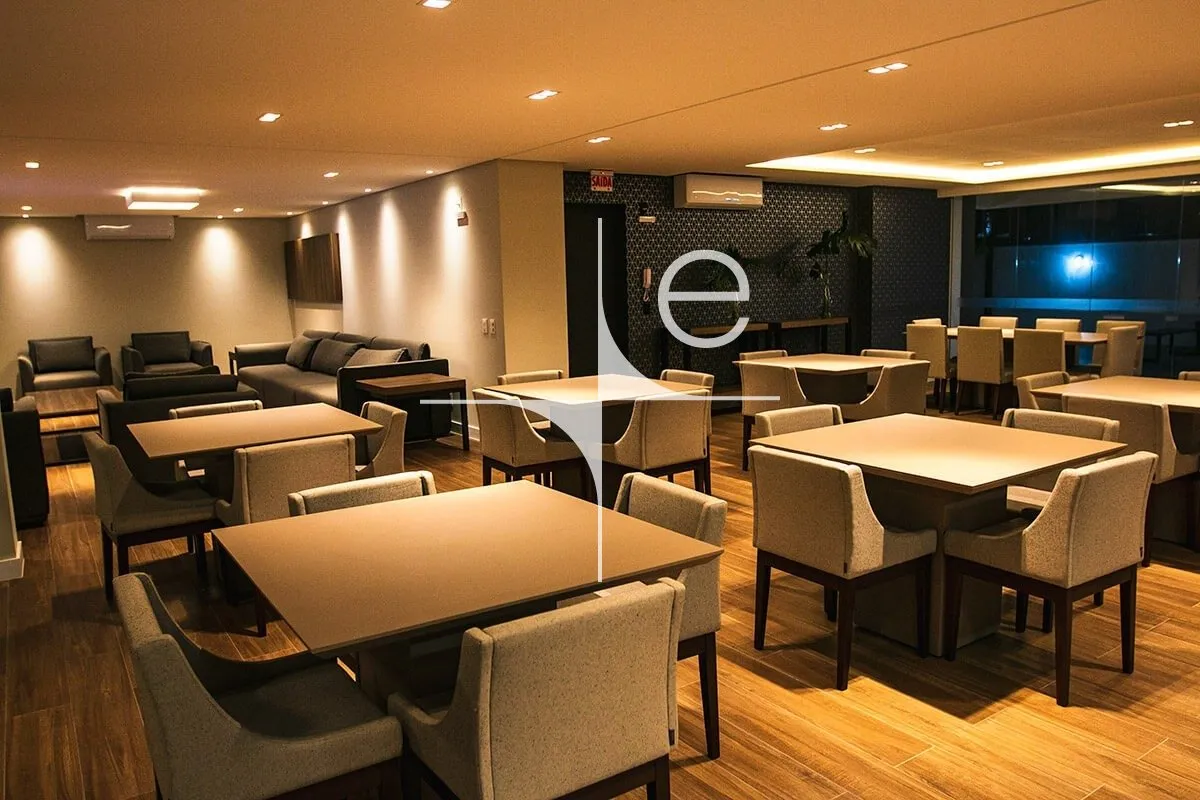 76 m² apartment with 2 bedrooms and a built-in balcony grill — photo 21