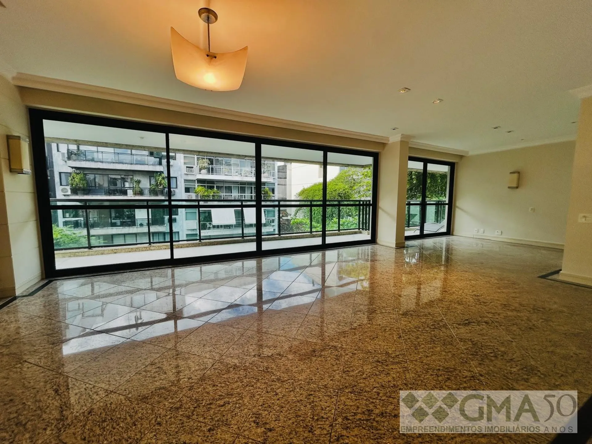 Apartment, 175 m², with a glass-enclosed balcony — photo 5
