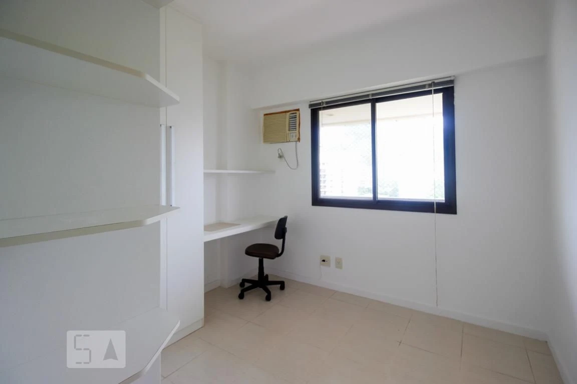 2-bedroom apartment in a building with a sauna — photo 12