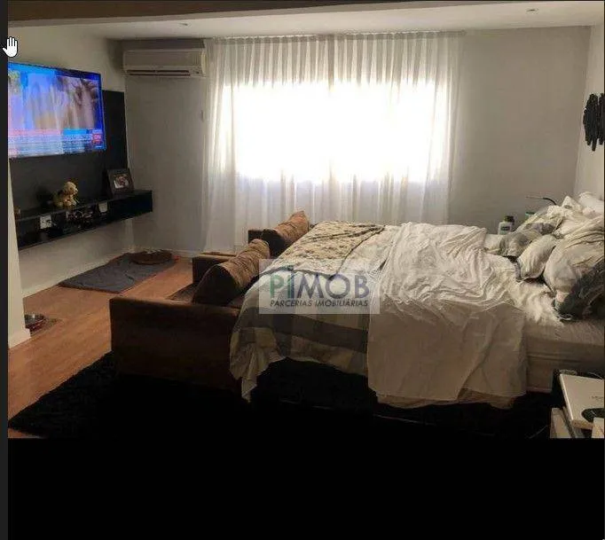 Top-floor apartment with 3 bedrooms and 330 m² — photo 6