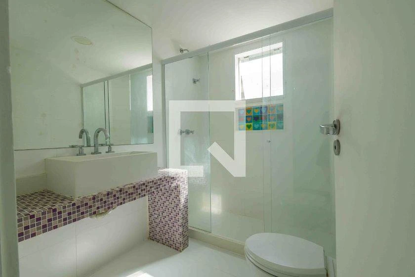6-bedroom house with 470 m² and 7 parking spaces — photo 17
