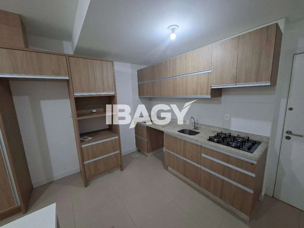 Apartamento 1 dormitório 28 m² com cozinha integrada — photo 2